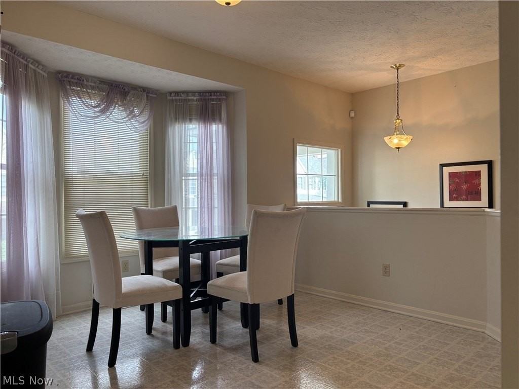 1944 E 82nd St - Photo 5 of 8