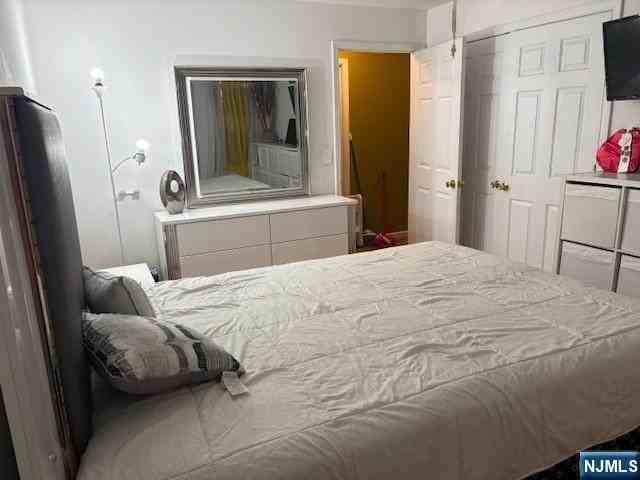 847 Bond St - Photo 6 of 10