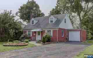 featured image of 1 Ramsey Ter