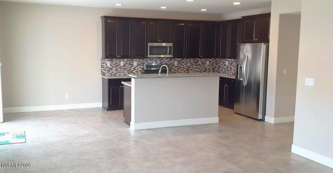 10696 Foxberry Park Dr - Photo 2 of 4