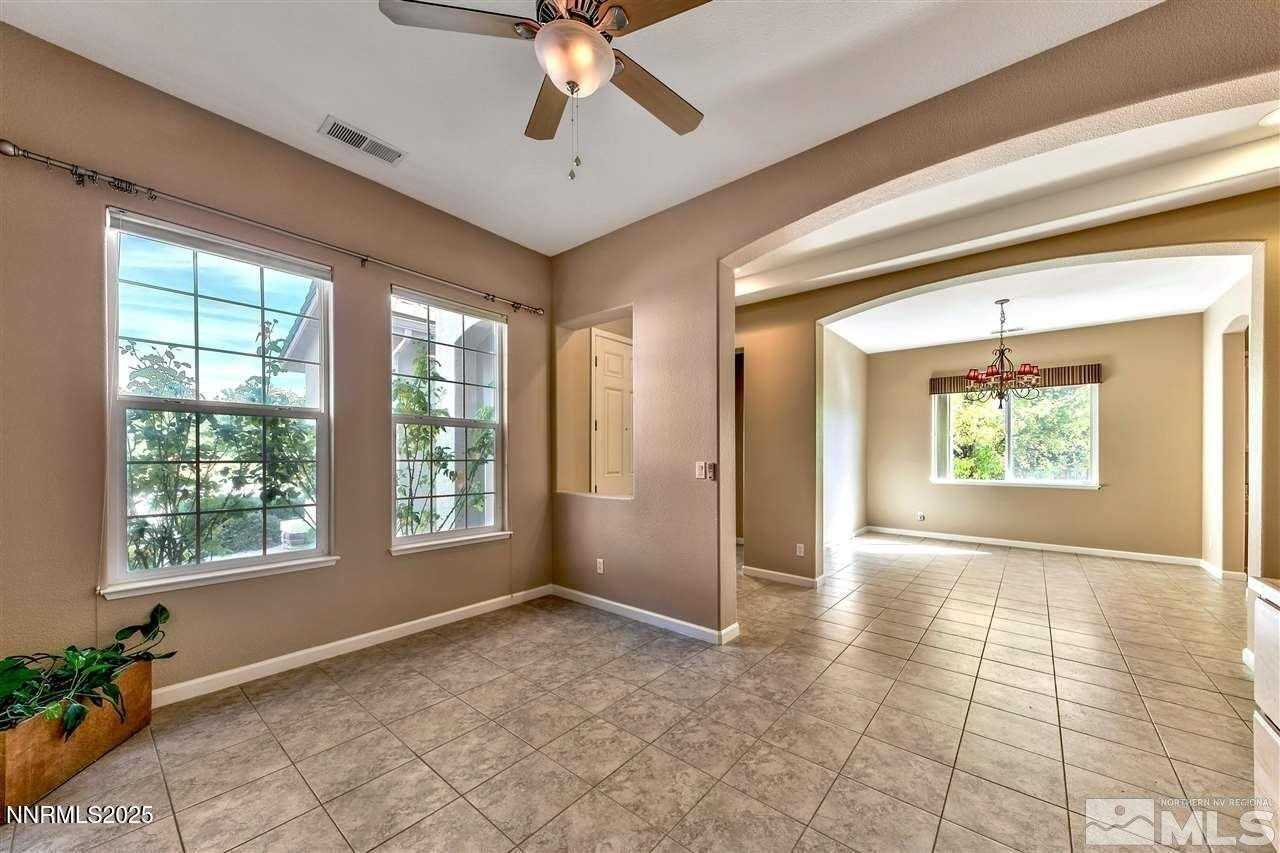 1830 Kodiak Cir - Photo 2 of 27