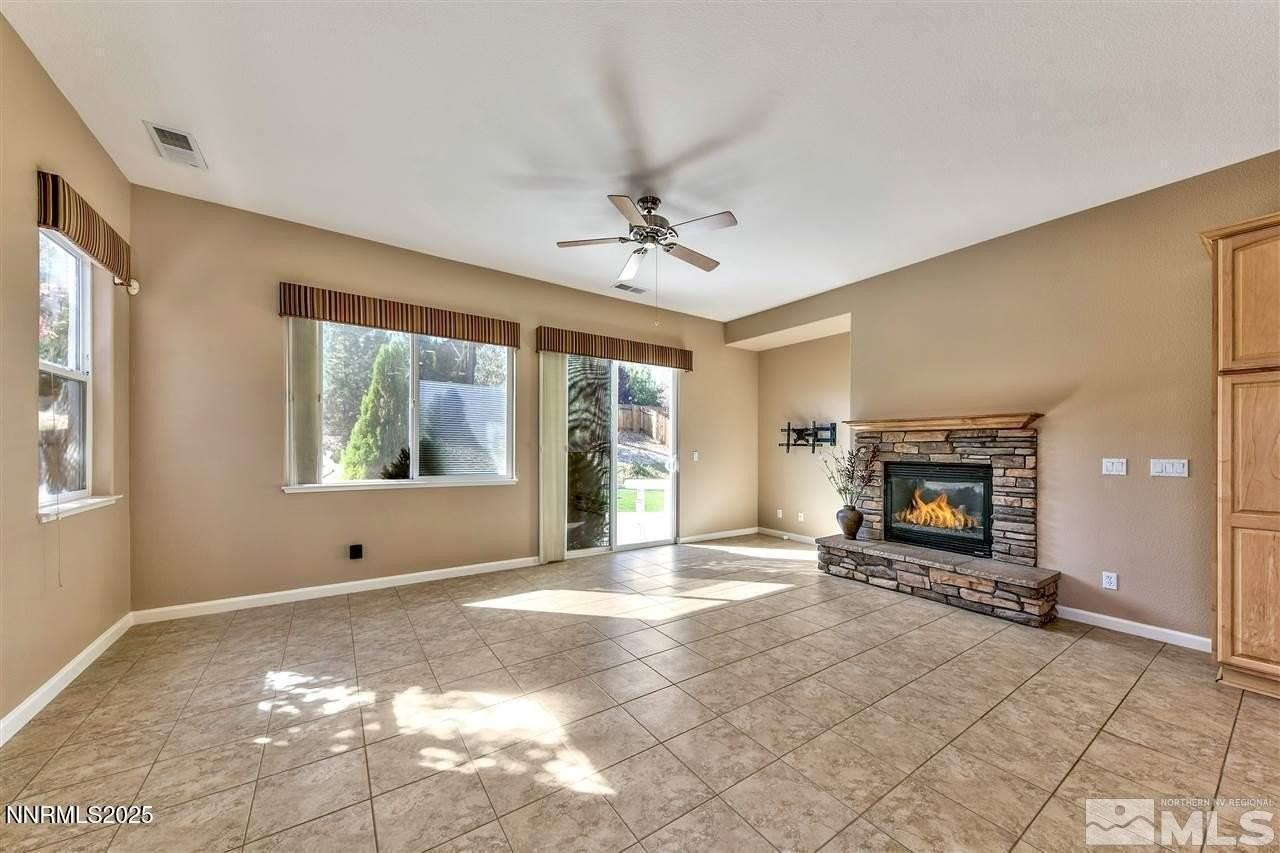 1830 Kodiak Cir - Photo 7 of 27