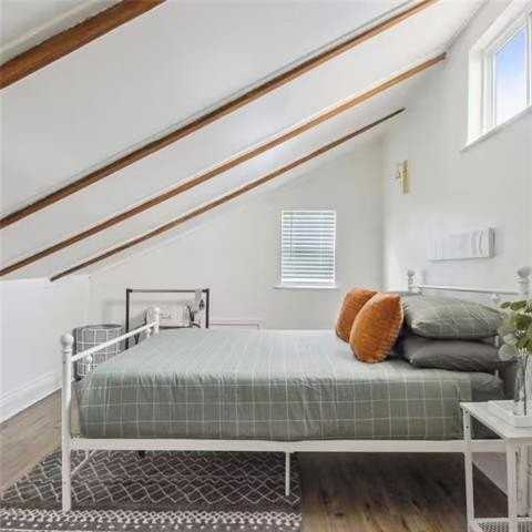 909 N Derbigny St - Photo 7 of 8