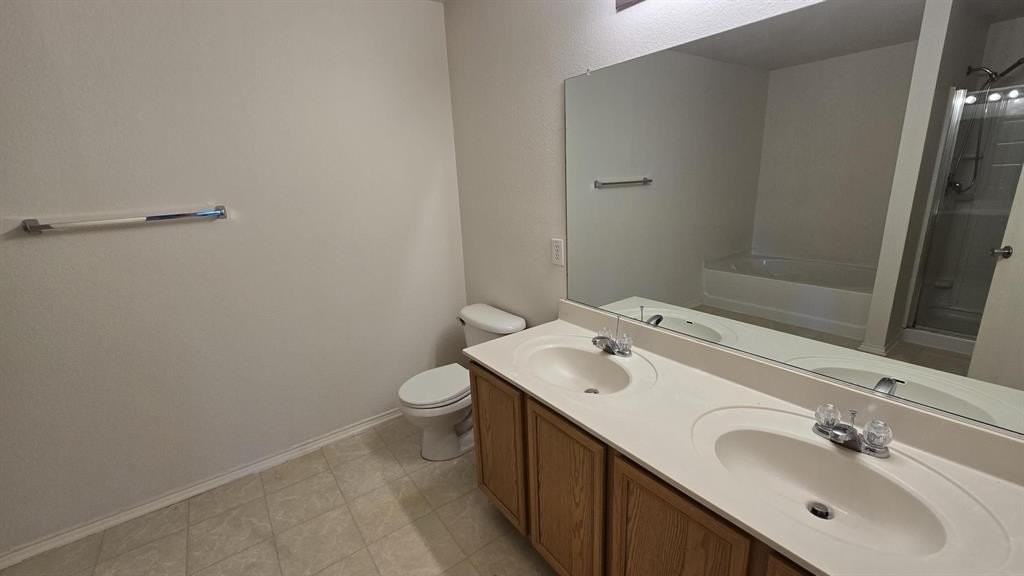 1114 Augustin Dr - Photo 5 of 11