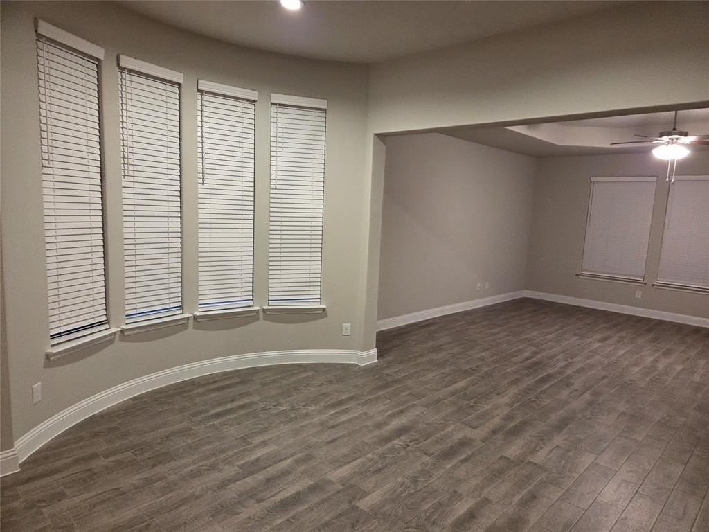 2025 St Andrews Way - Photo 5 of 38