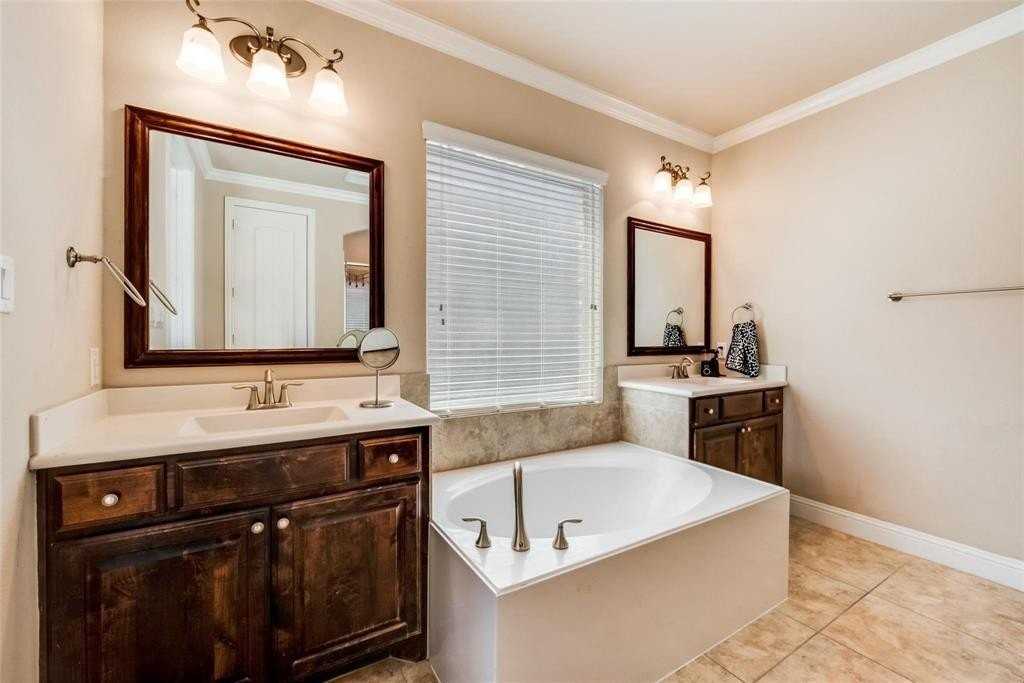 321 Prairie Hill Trl - Photo 6 of 15