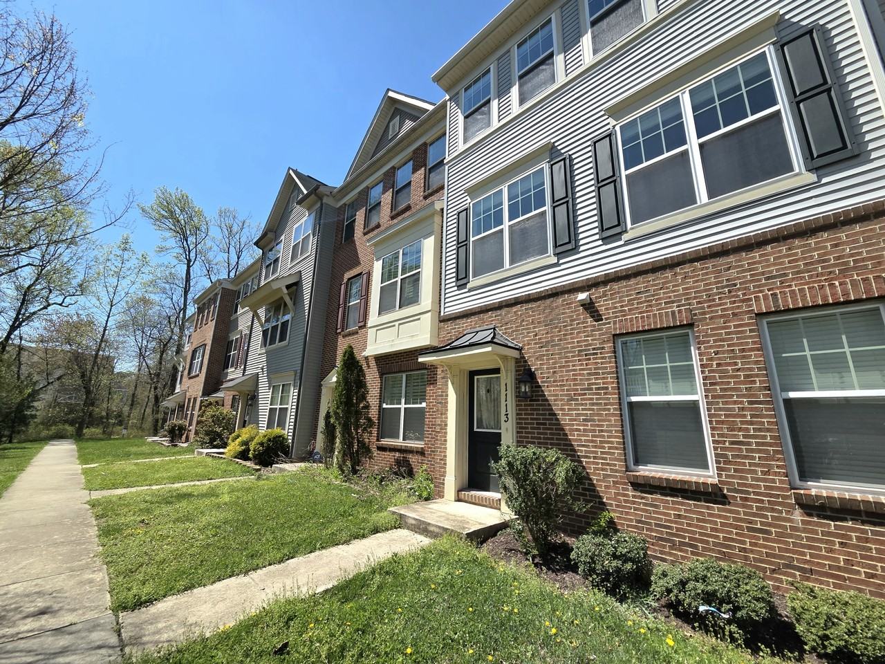 1113 Red Hawk Way #1 - Photo 2 of 50