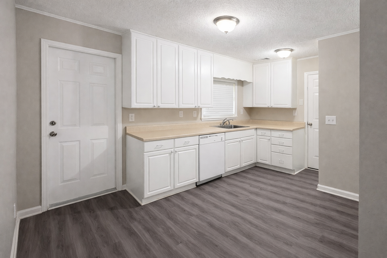 3837 Spencer Cir #1 - Photo 3 of 11