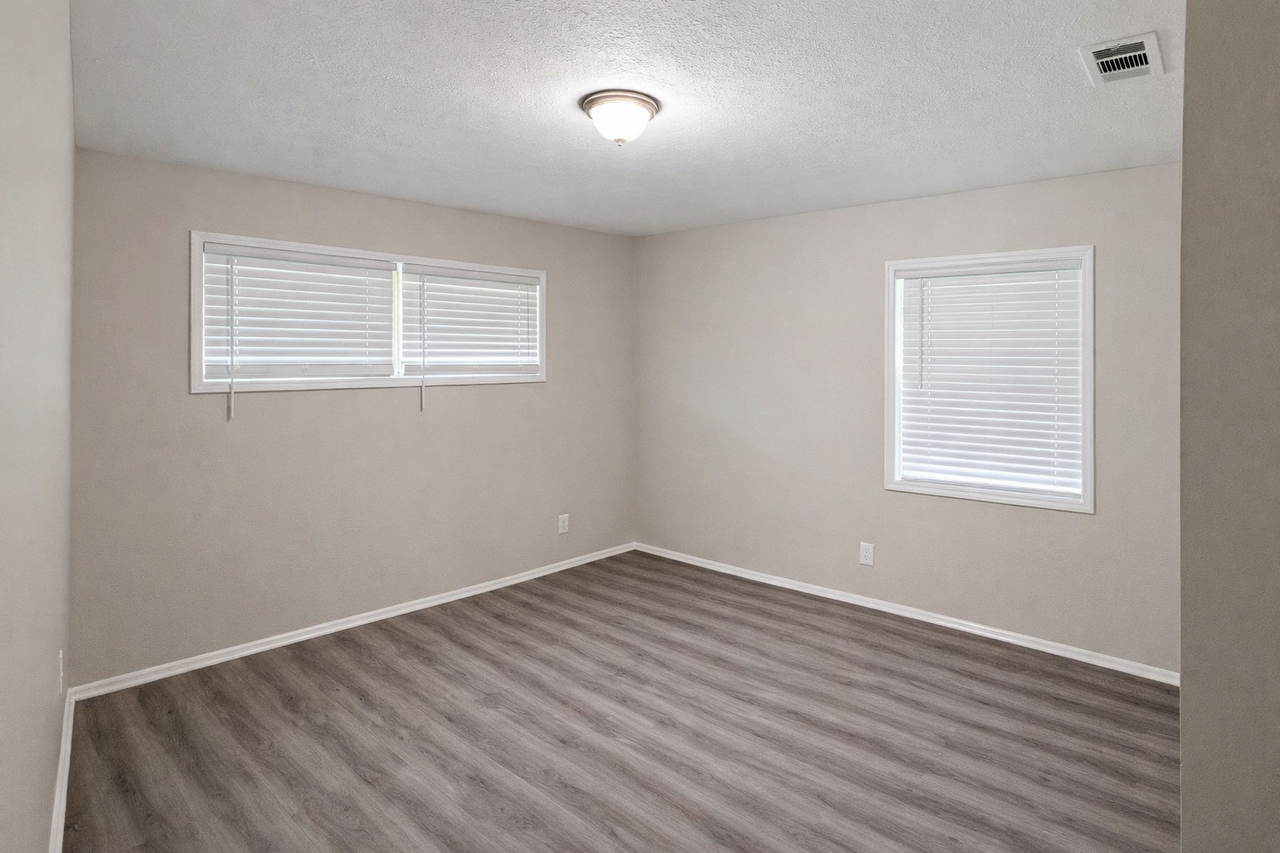 3837 Spencer Cir #1 - Photo 5 of 11