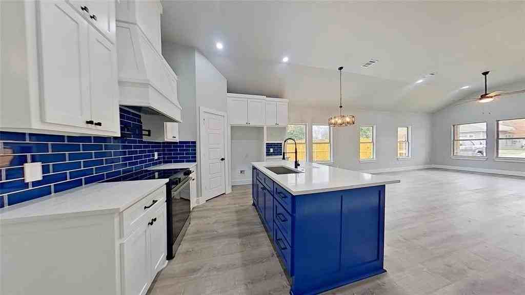 1228 E Leuda St - Photo 3 of 15