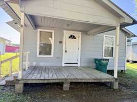 featured image of 708 East St #1