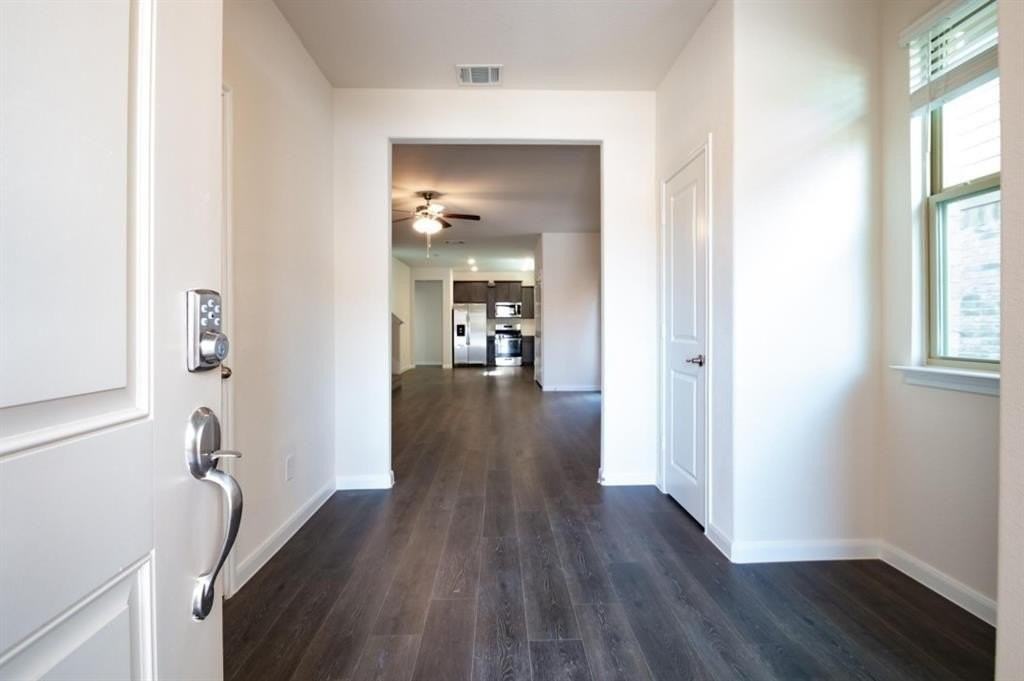 3608 Southbend Dr - Photo 2 of 22