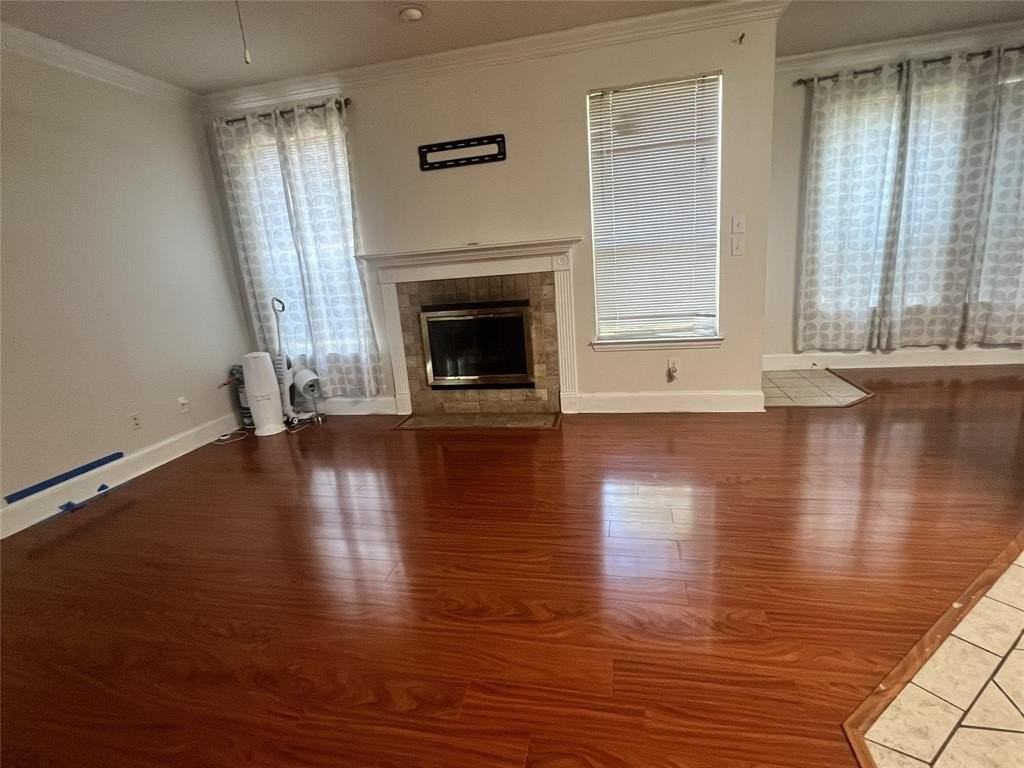 937 Spring Valley Plz - Photo 5 of 19