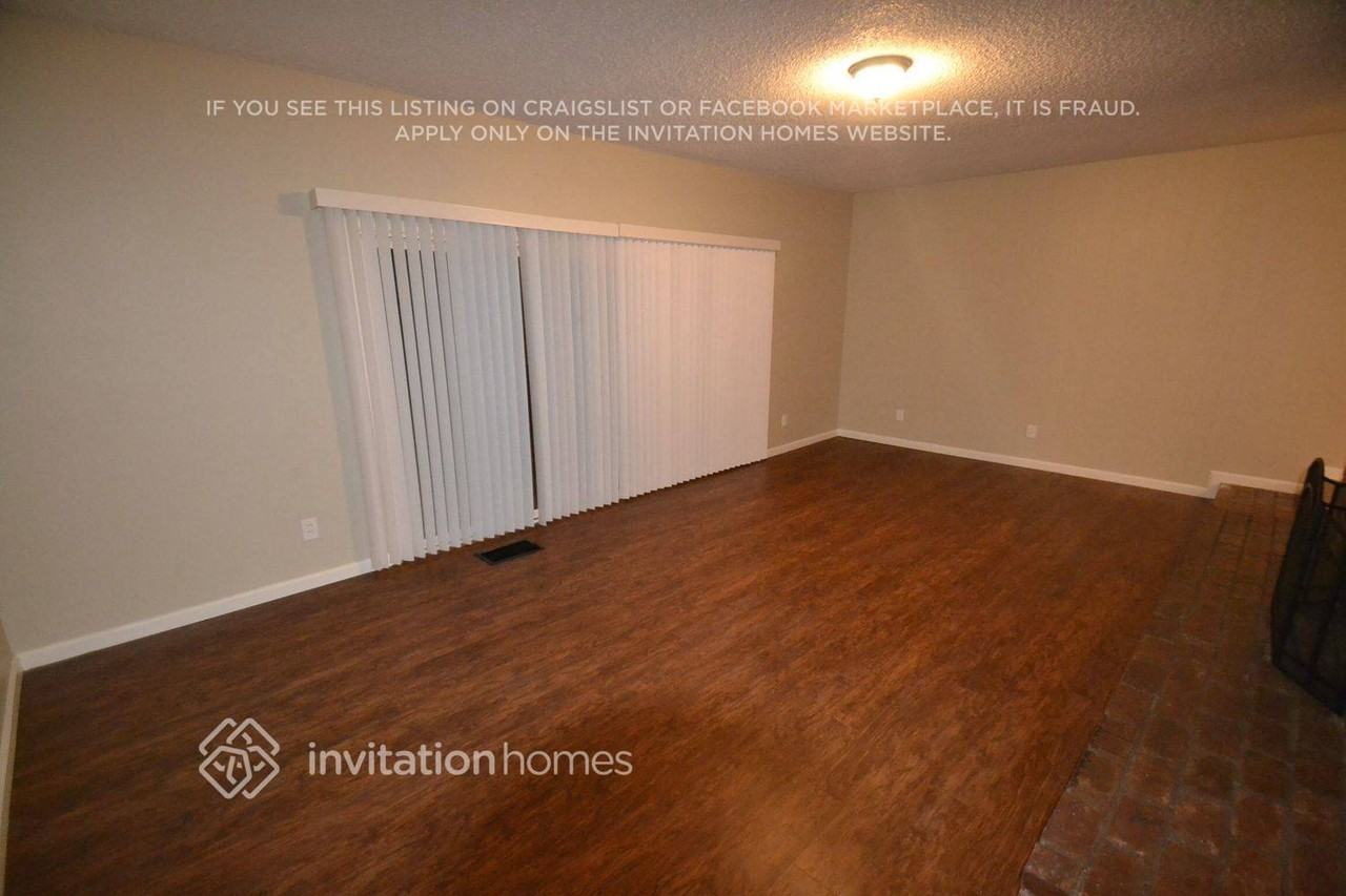 9149 Thilow Dr - Photo 4 of 19