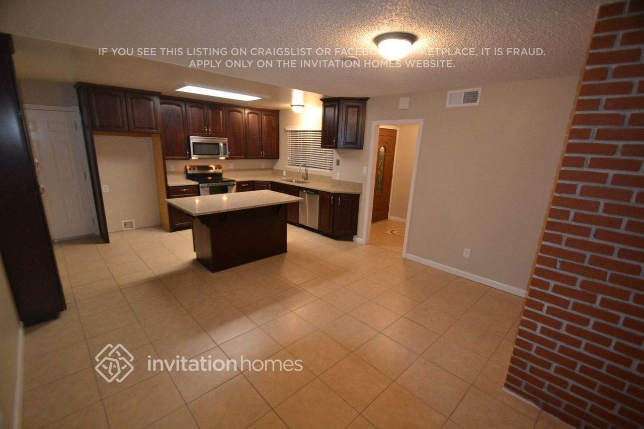 9149 Thilow Dr - Photo 6 of 19