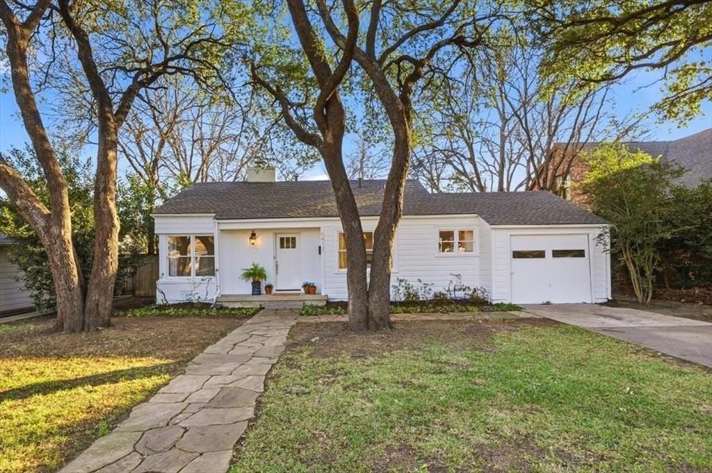 6417 Darwood Ave - Photo 6 of 34