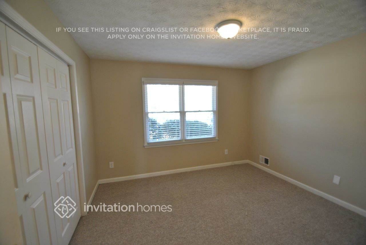 4790 Northbrook Ct - Photo 7 of 12