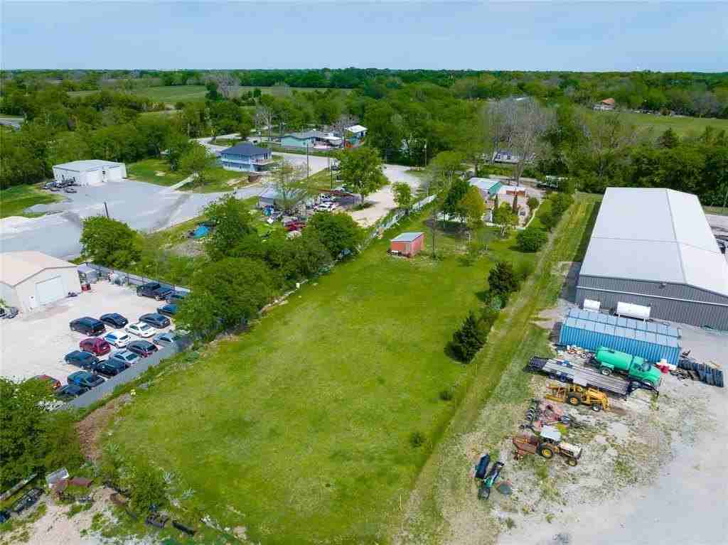 2543 County Road 332 - Photo 2 of 32