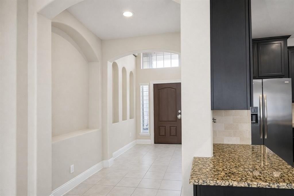 3913 Tunstall Dr - Photo 6 of 23