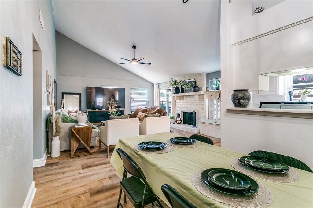 2001 Embassy Way - Photo 7 of 12