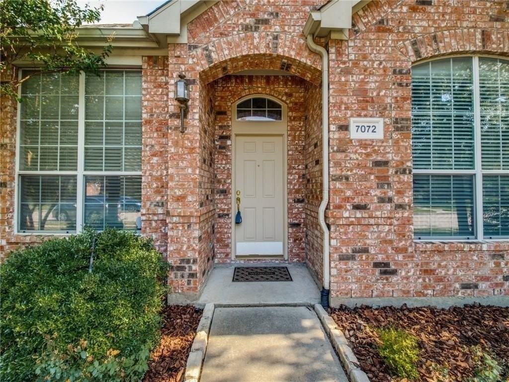 7072 Chinquapin Dr - Photo 3 of 31