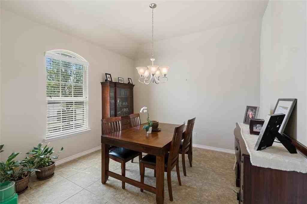 1414 Dhaka Dr - Photo 7 of 34