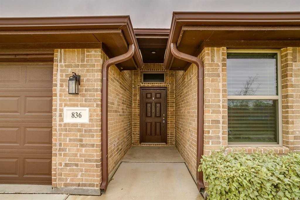 836 Mesa Vista Dr - Photo 2 of 20