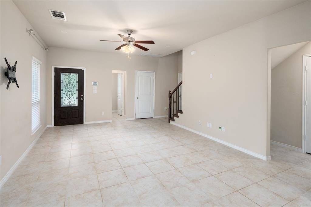 9900 Prairie Dog Ln - Photo 6 of 25