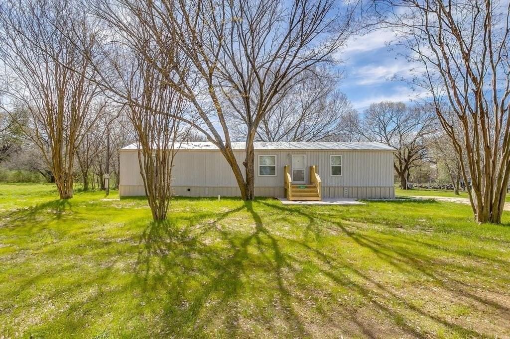 1948 Lariat Ln - Photo 2 of 36