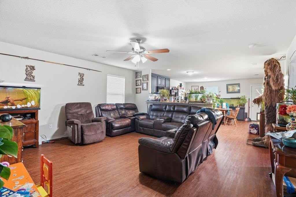 1812 Village Park Trl - Photo 6 of 23