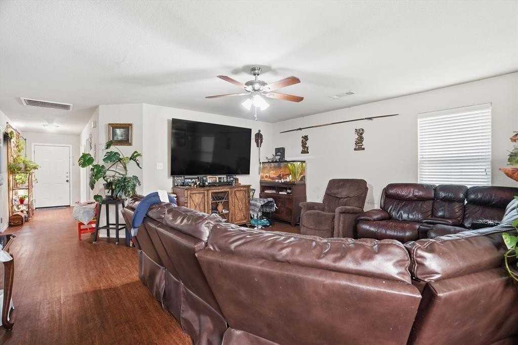 1812 Village Park Trl - Photo 7 of 23