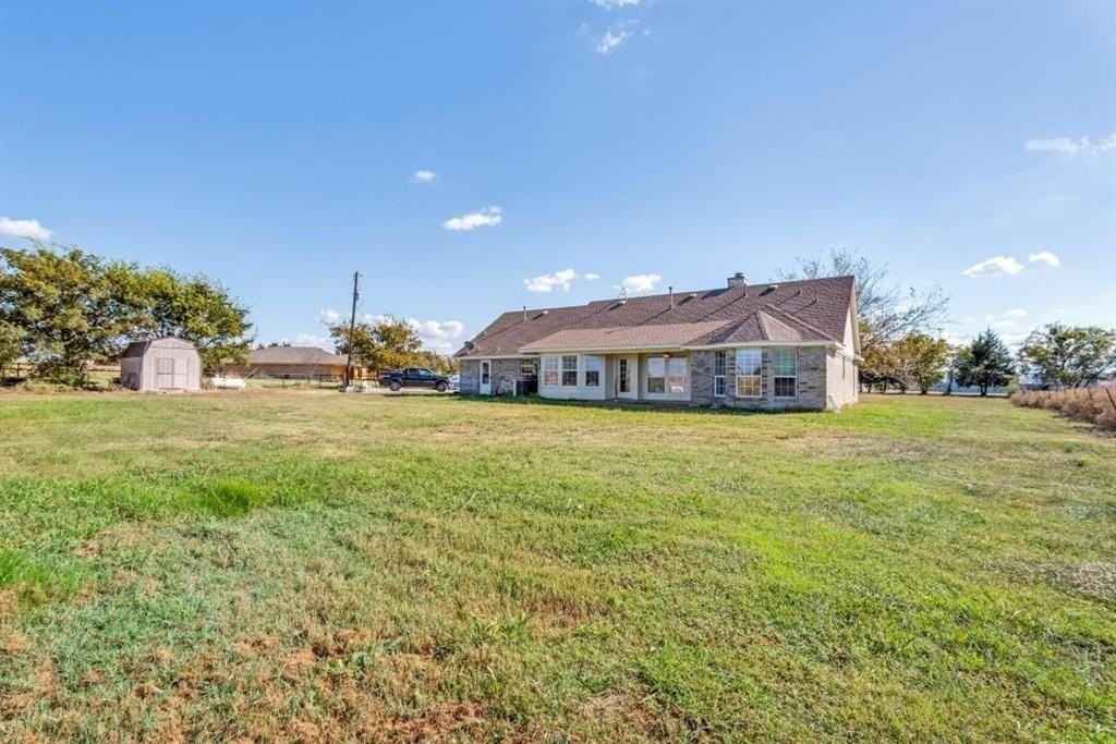 2072 Marshall Rd - Photo 4 of 14