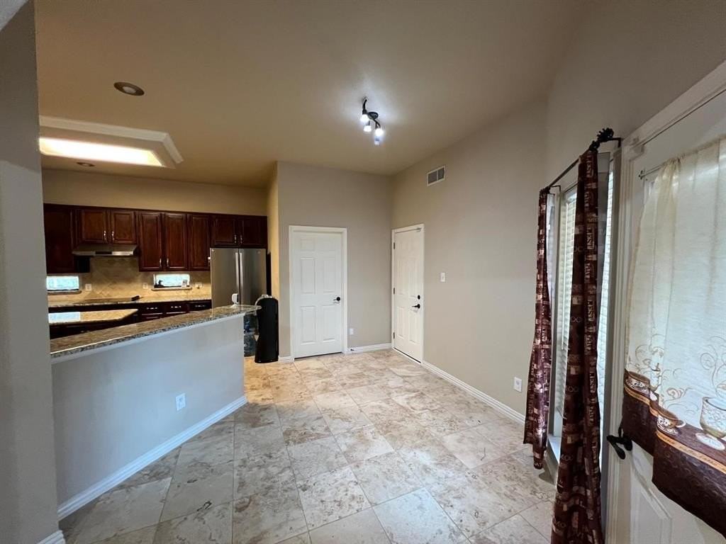 311 Cordova Dr - Photo 7 of 20