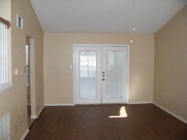 6733 Dandelion Dr - Photo 3 of 13