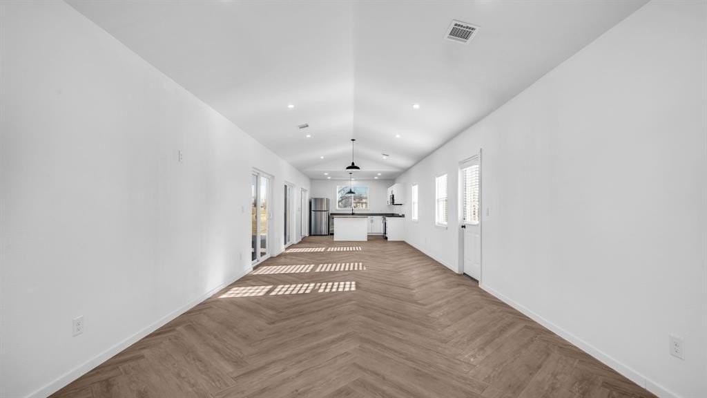 5502 County Road 2646 - Photo 5 of 32