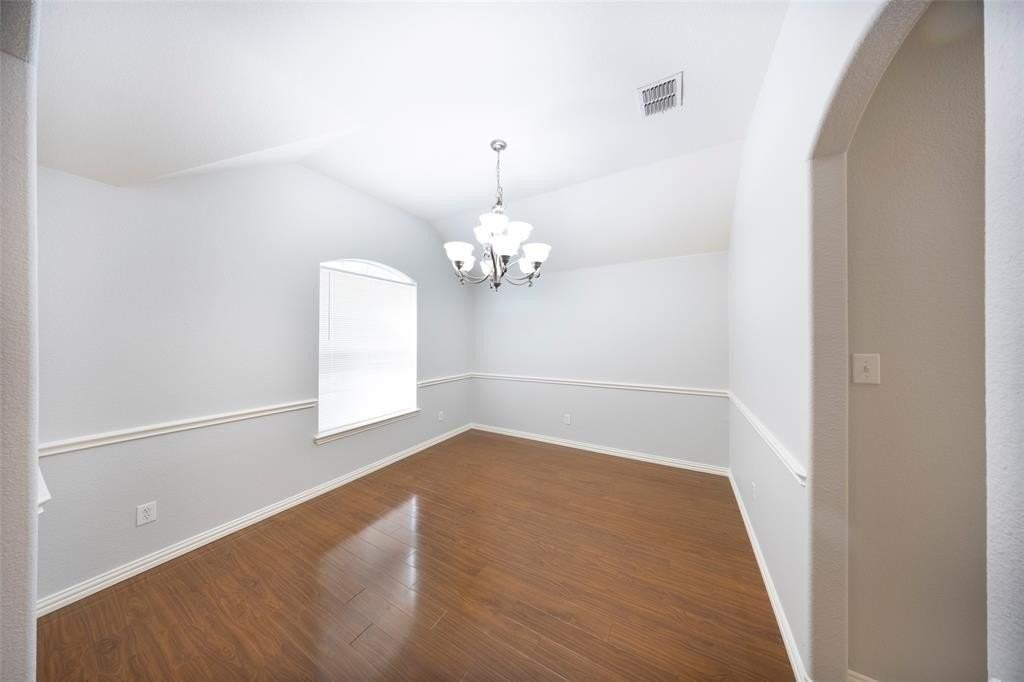 2709 Lake Ridge Dr - Photo 6 of 29