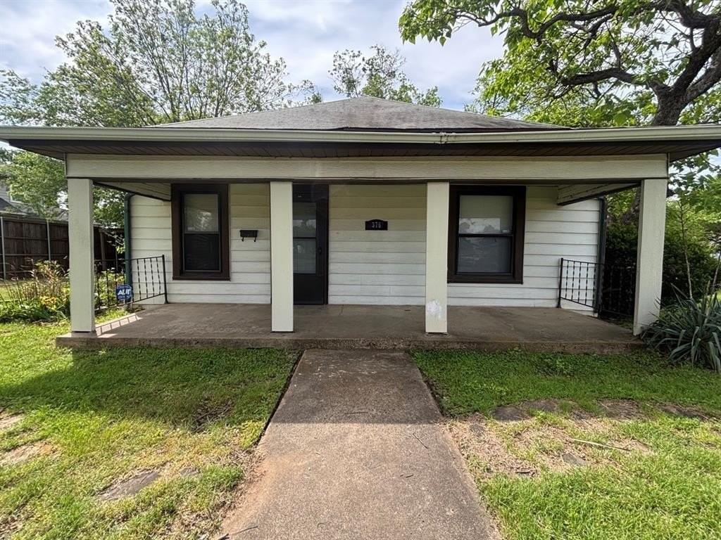 376 W Walters St - Photo 3 of 19