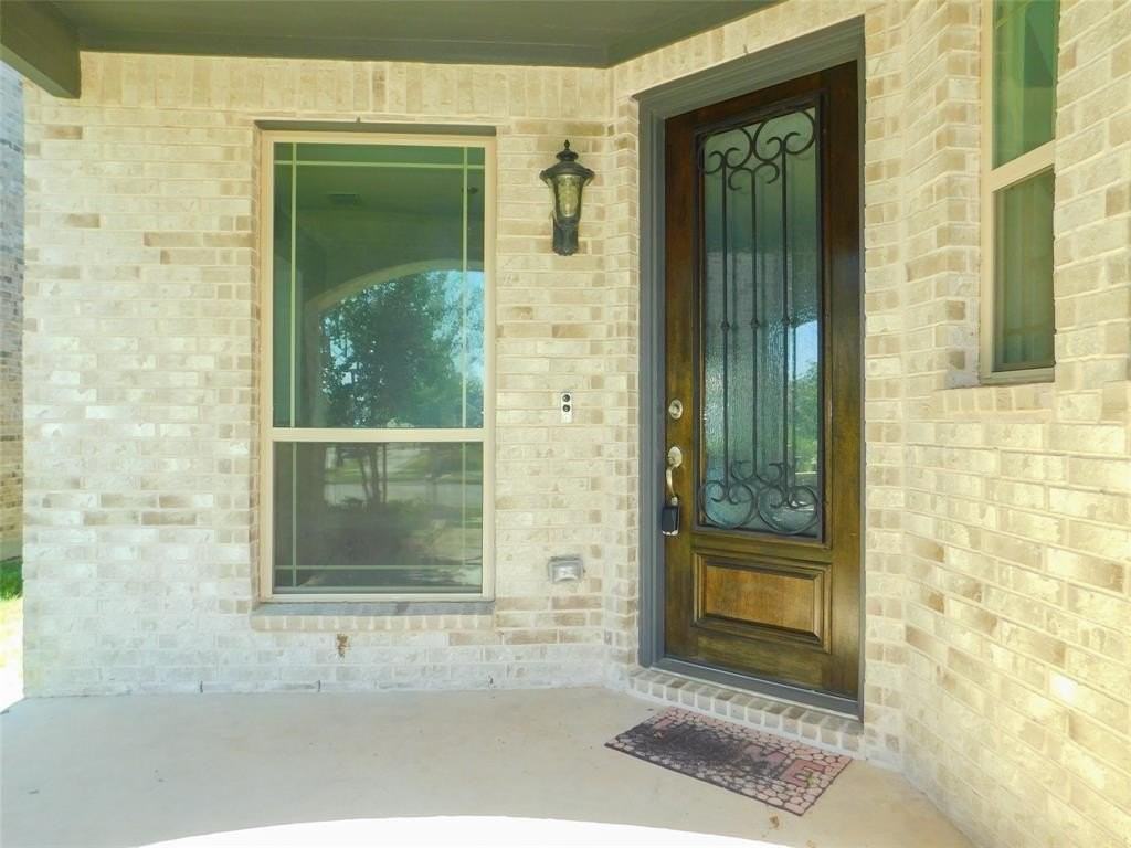 7500 Windy Meadow Dr - Photo 6 of 40