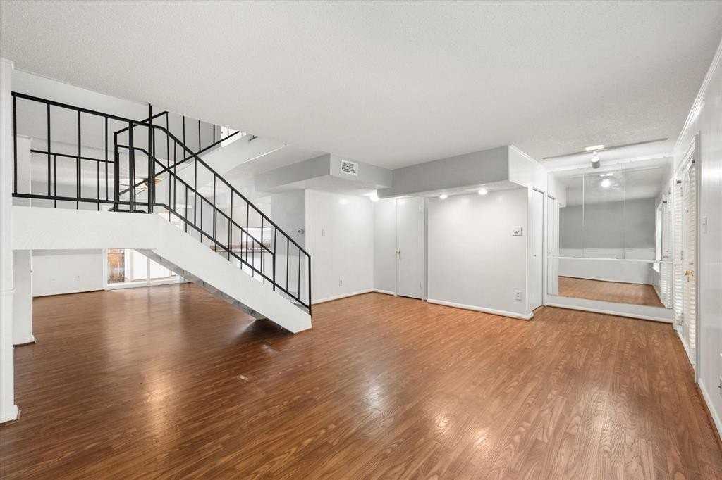 376 Westview Ter - Photo 6 of 39