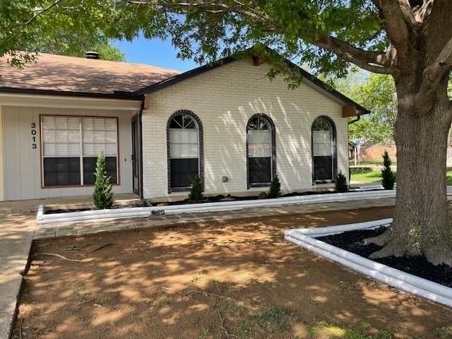 3013 Penny Ln - Photo 2 of 25