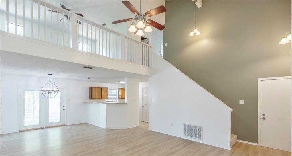 7725 John Carroll Dr - Photo 5 of 31