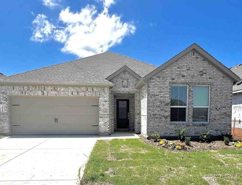 1904 Adams Dr - Photo 2 of 19