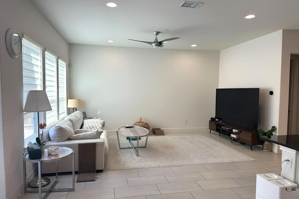 1140 Peacock Blvd - Photo 5 of 17