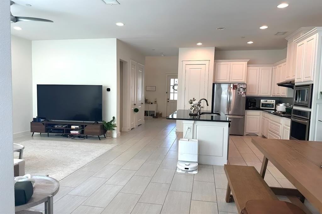 1140 Peacock Blvd - Photo 7 of 17