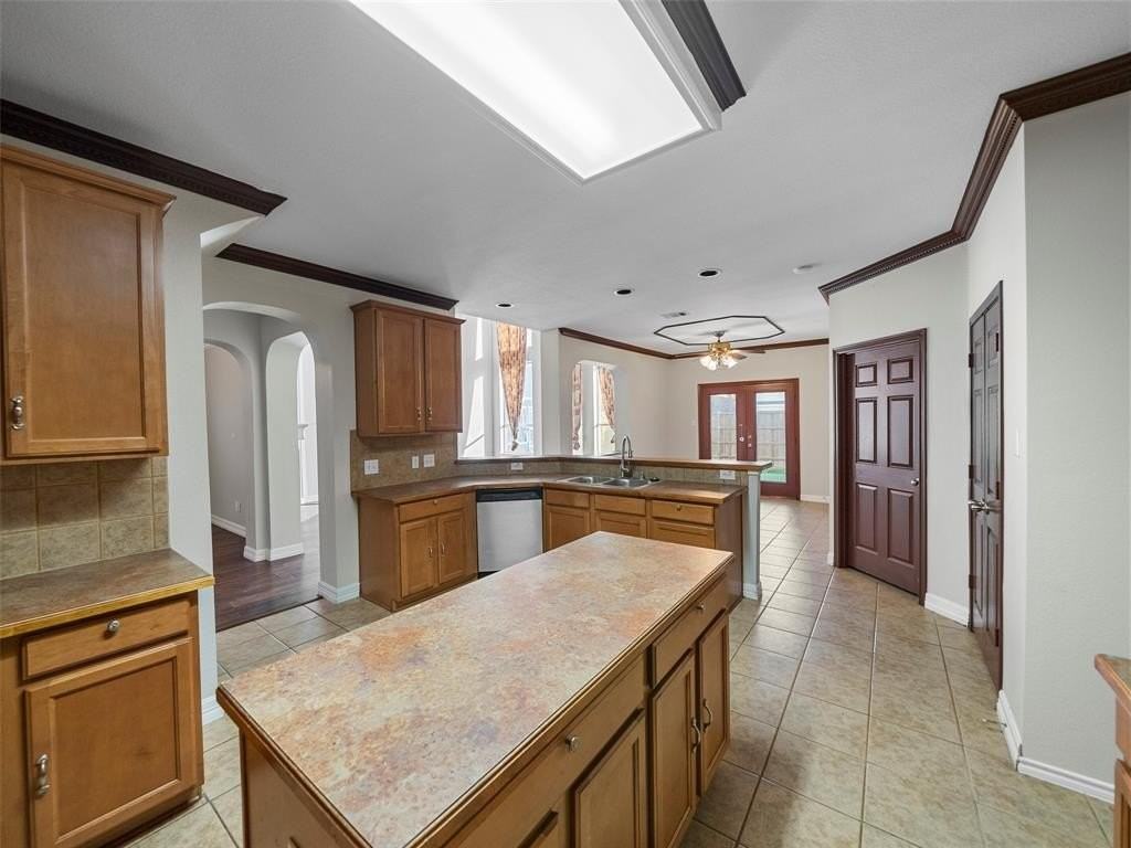 9943 Red Cedar Dr - Photo 6 of 40