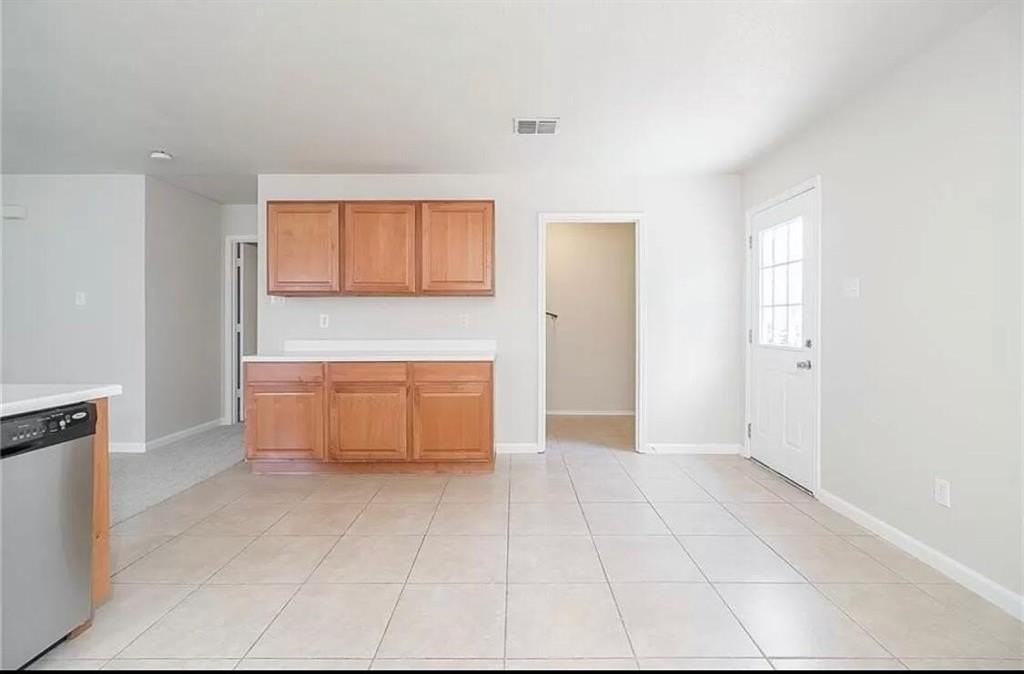 3415 Jacobs Dr - Photo 6 of 16