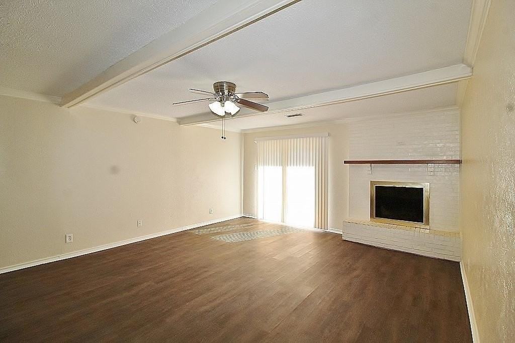 101 Auburn St - Photo 5 of 19