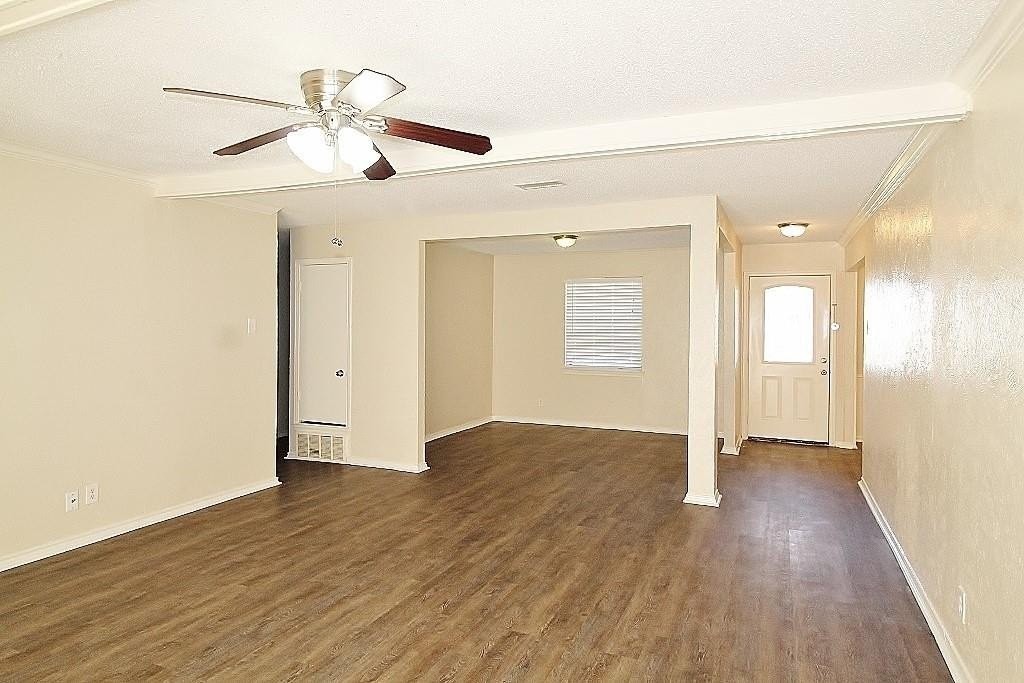 101 Auburn St - Photo 6 of 19