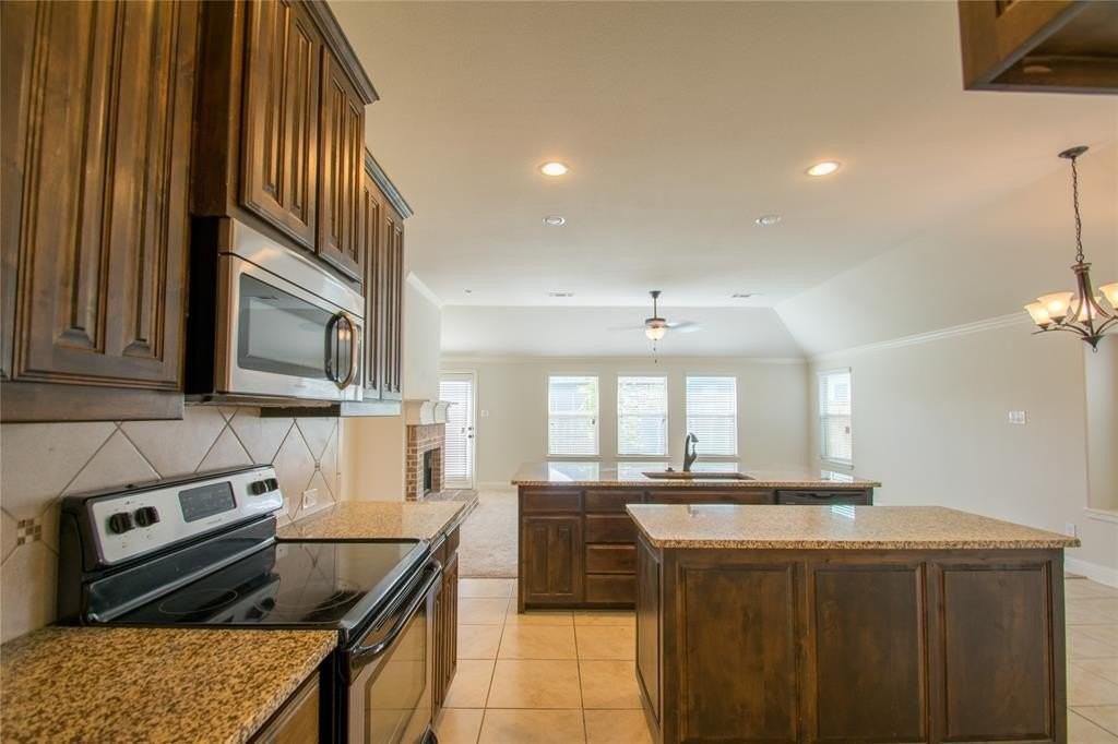 733 Poncho Ln - Photo 5 of 18