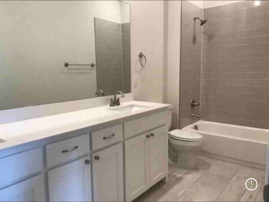 293 Ferndale St - Photo 7 of 8